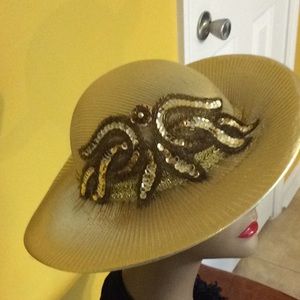 Women’s Gold Church Hat